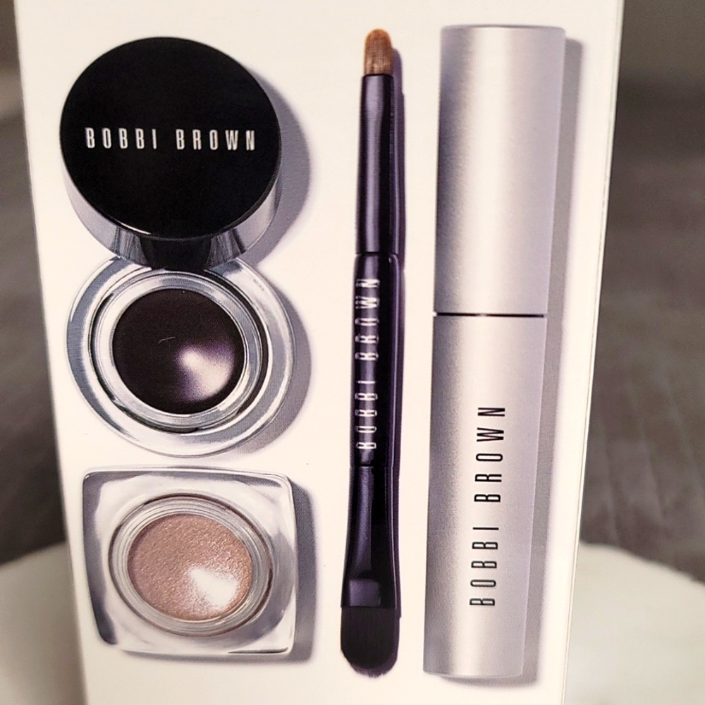 Bobbi Brown long-wear eye set